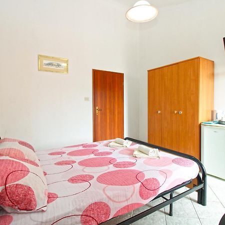 Apartments And Rooms Stoja Pula 1864 Luaran gambar