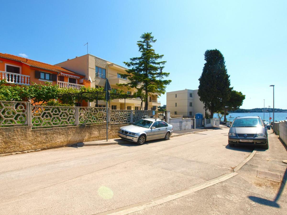 Apartments And Rooms Stoja Pula 1864 Luaran gambar